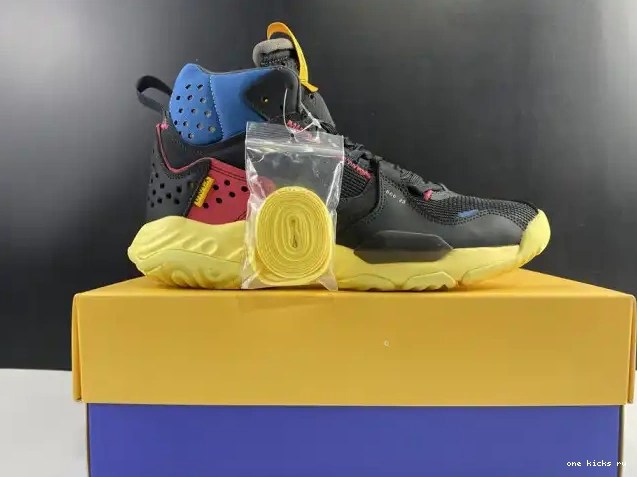 Chep Onekick DELTA LA UNION NOIR' MID 'OFF DA1951-001 X JORDAN 0425